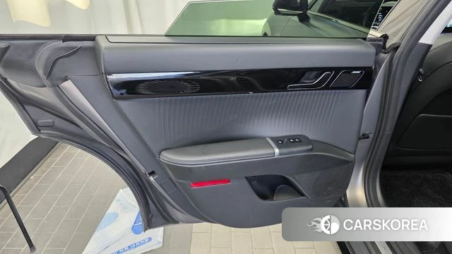Hyundai Grandeur (GN7) id 4516881 из Кореи 17