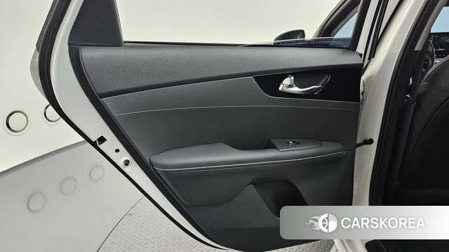 Kia The New K3 2nd generation id 4201183 из Кореи 17