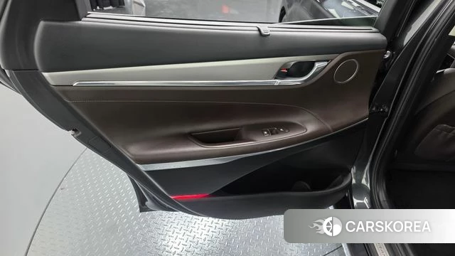 Hyundai The New Grandeur IG Hybrid id 4196226 из Кореи 17