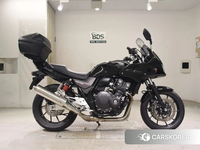 Проданный Honda CB400SF BOLDOR ABS 2021 из Японии