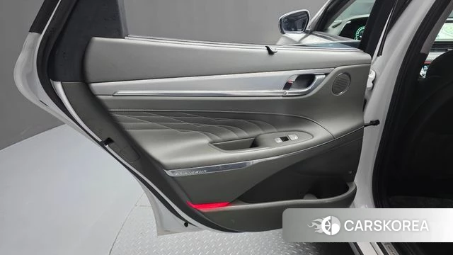 Hyundai The New Grandeur IG Hybrid id 4519580 из Кореи 17