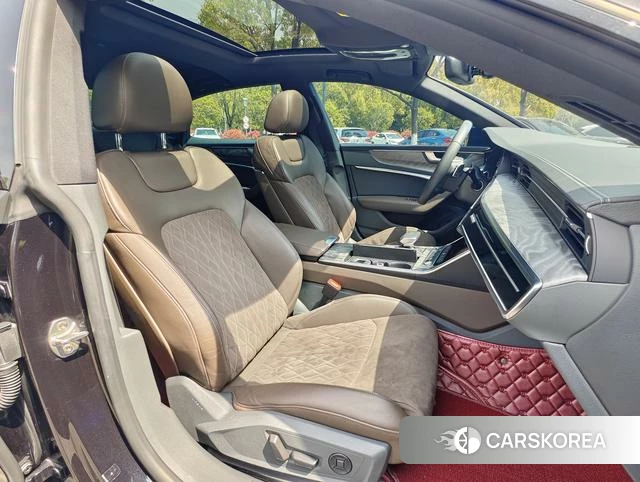 Audi A7L id 4259733 из Китая 17