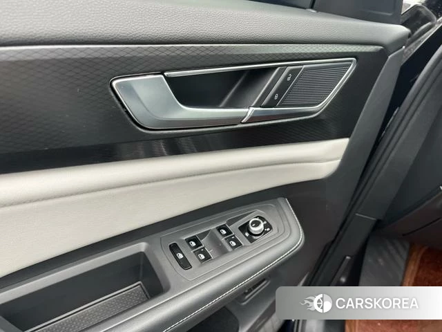 Volkswagen Tourang id 4314126 из Китая 17