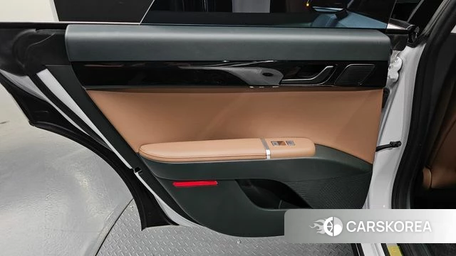 Hyundai Grandeur Hybrid (GN7) id 4848008 из Кореи 17