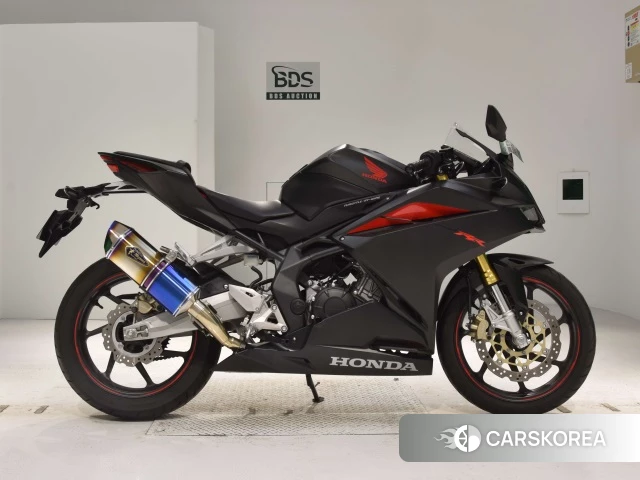 Проданный Honda CBR250RR 2017 из Японии