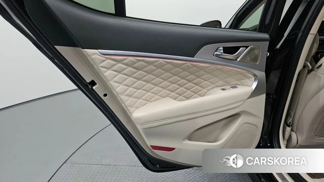 Genesis G70 id 4755040 из Кореи 17