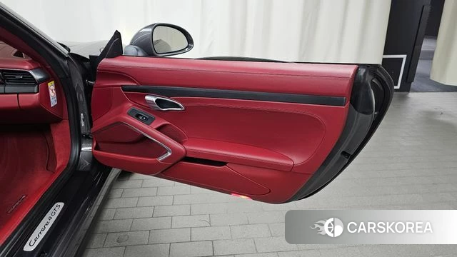Porsche 911 id 4837333 из Кореи 17