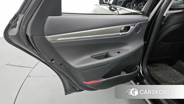 Hyundai The New Grandeur IG id 4624623 из Кореи 17