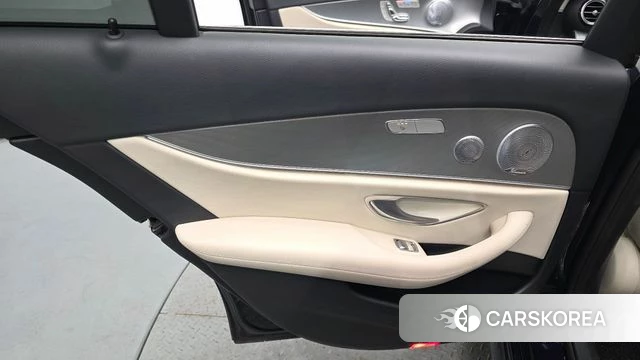 Mercedes-Benz E-Class W213 id 4520654 из Кореи 17