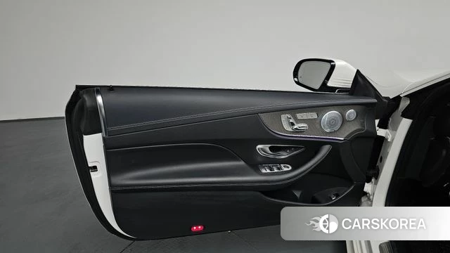 Mercedes-Benz E-Class W213 id 4284362 из Кореи 17