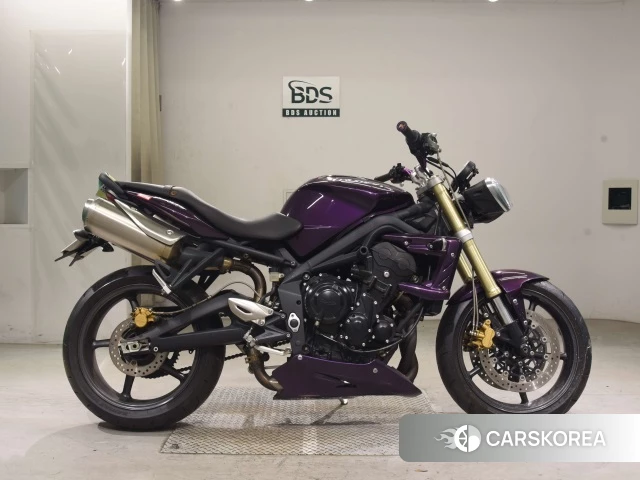 Проданный Triumph STREET TRIPLE 2012 из Японии