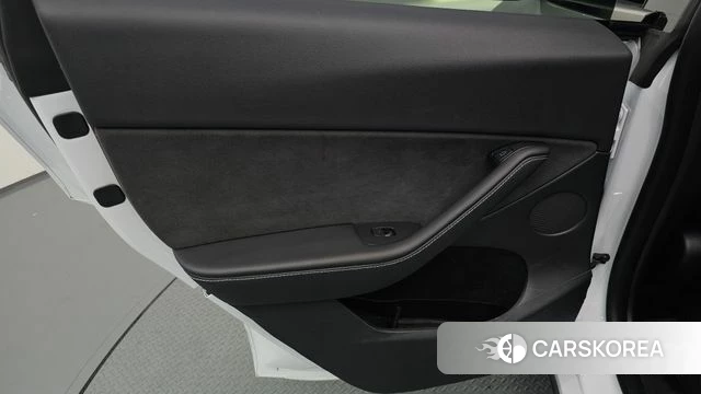 Tesla Model Y id 4773710 из Кореи 17