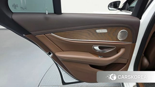 Mercedes-Benz E-Class W213 id 4435664 из Кореи 17