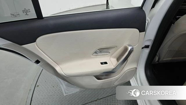 Mercedes-Benz A-Class W177 id 4835929 из Кореи 17