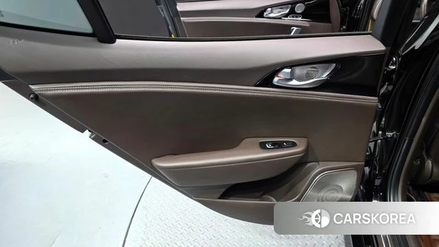 Kia Stinger id 4931140 из Кореи 17