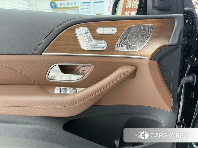 Mercedes-Benz GLS id 4359631 из Китая 17