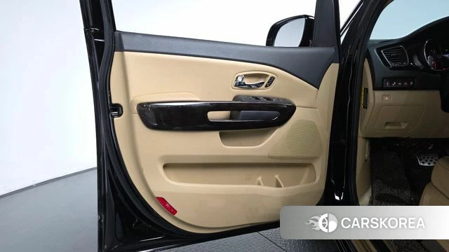 Kia The New Carnival id 4626166 из Кореи 17