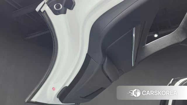 Tesla Model X id 4584993 из Кореи 17