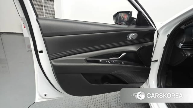 Hyundai Avante Hybrid (CN7) id 4561160 из Кореи 17