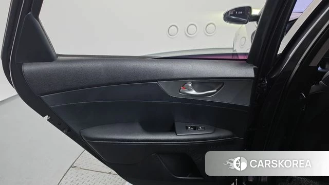 Kia Come New K3 id 4765337 из Кореи 17