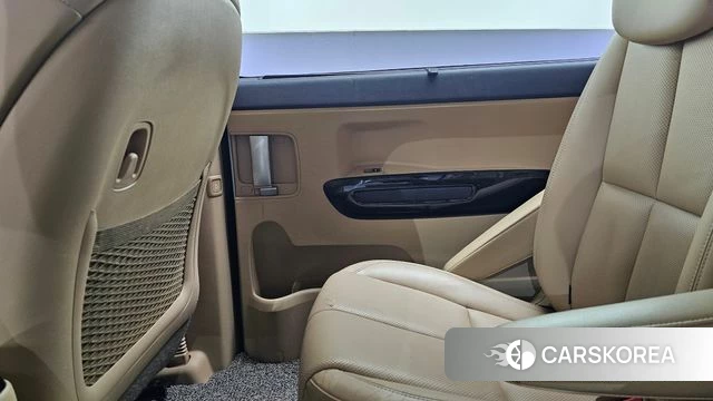 Kia The New Carnival id 4677941 из Кореи 17