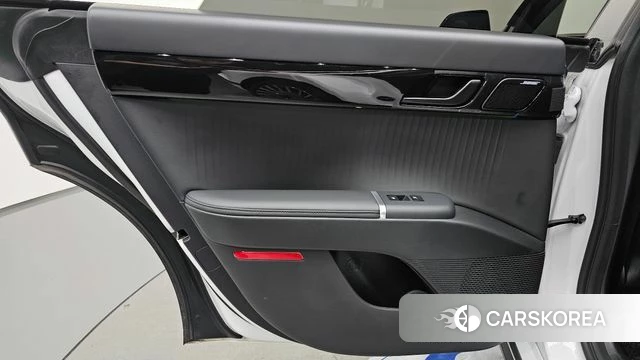Hyundai Grandeur Hybrid (GN7) id 4640594 из Кореи 17