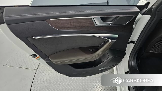 Audi A7 (4K) id 4396097 из Кореи 17