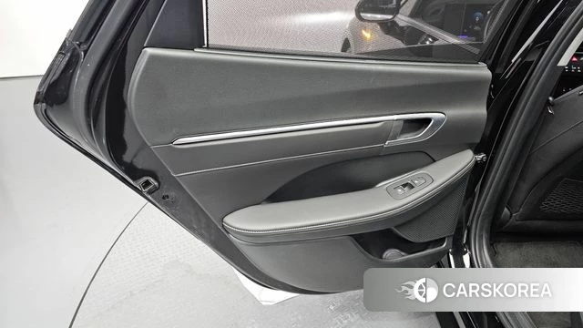 Hyundai Sonata D Edge Hybrid (DN8) id 4427340 из Кореи 17