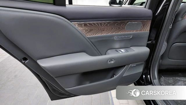 Genesis G90 (RS4) id 4230965 из Кореи 17