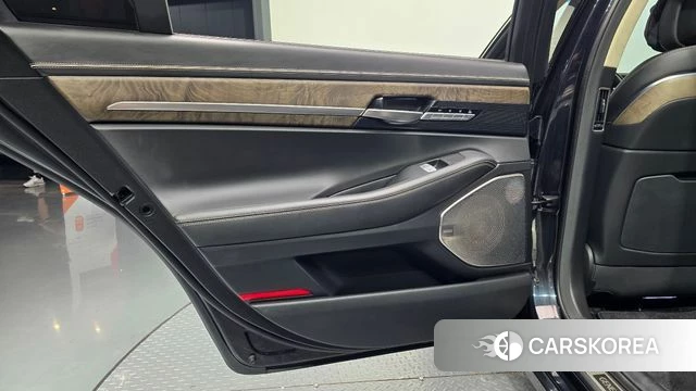 Genesis G90 id 4647343 из Кореи 17