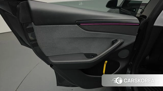 Tesla Model Y id 4612380 из Кореи 17