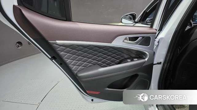 Genesis G70 id 4490930 из Кореи 17