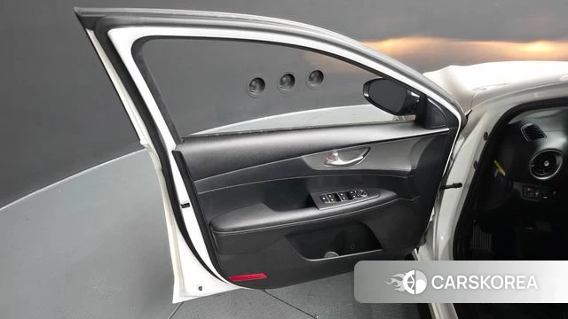 Kia Come New K3 id 4525661 из Кореи 17