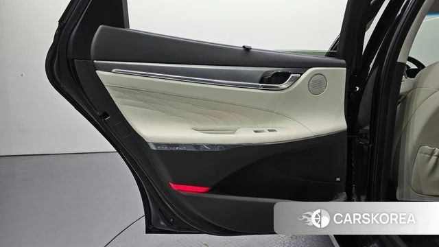 Hyundai The New Grandeur IG id 4726695 из Кореи 17