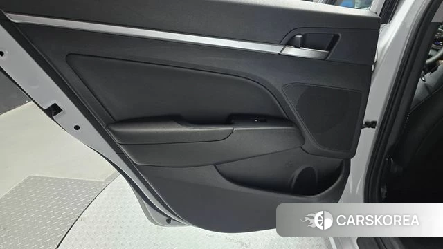 Hyundai The New Avante AD id 4543054 из Кореи 17
