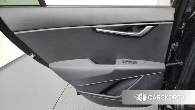 Kia Di Ol Nu Niro id 4592790 из Кореи 17