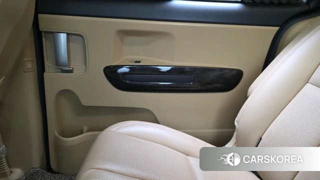 Kia The New Carnival id 4906903 из Кореи 17