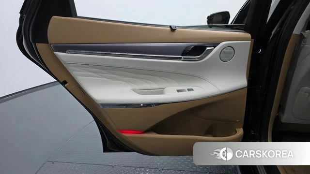 Hyundai The New Grandeur IG id 4662336 из Кореи 17