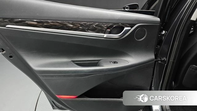 Hyundai Grandeur IG id 4345617 из Кореи 17