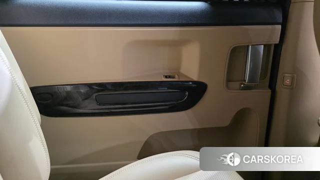 Kia The New Carnival id 4557827 из Кореи 17