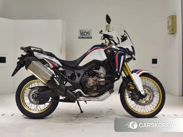 Проданный Honda CRF1000L AFRICA TWIN 2018 из Японии