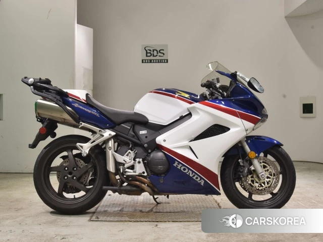 Проданный Honda VFR800 2010 из Японии, фото 2