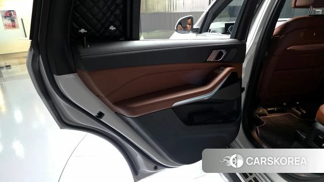 BMW X7 (G07) id 4280020 из Кореи 17
