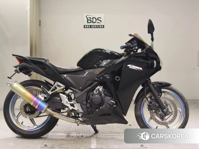 Проданный Honda CBR250R 2011 из Японии