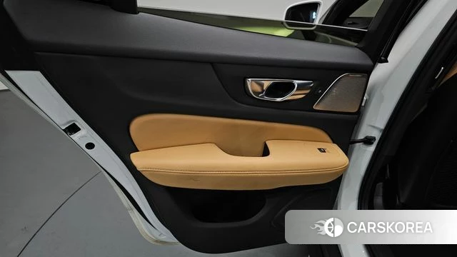 Volvo V60 Cross-Country 2nd Generation id 4224935 из Кореи 17