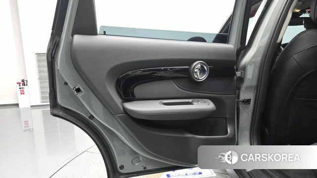 Mini Cooper Clubman id 4506673 из Кореи 17