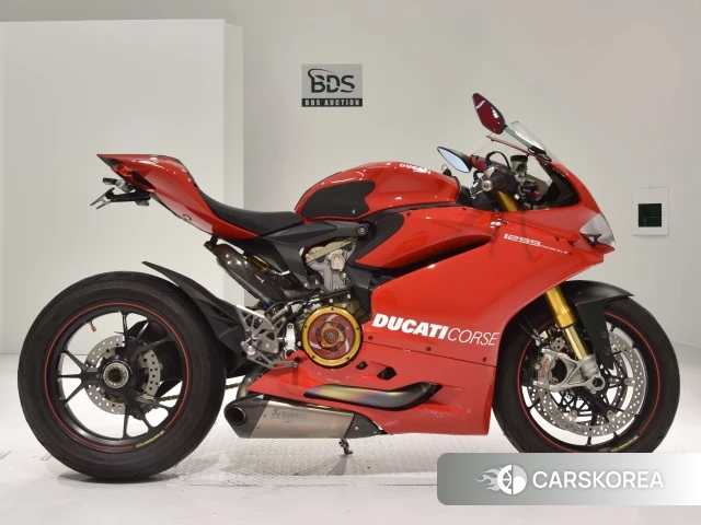 Проданный Ducati 1299 PANIGALE S 2015 из Японии