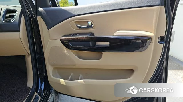 Kia The New Carnival id 4737484 из Кореи 17