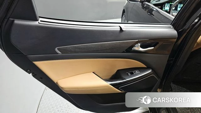 Kia K7 Premier Hybrid id 4284509 из Кореи 17