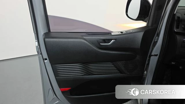 Hyundai Staria id 4687396 из Кореи 17